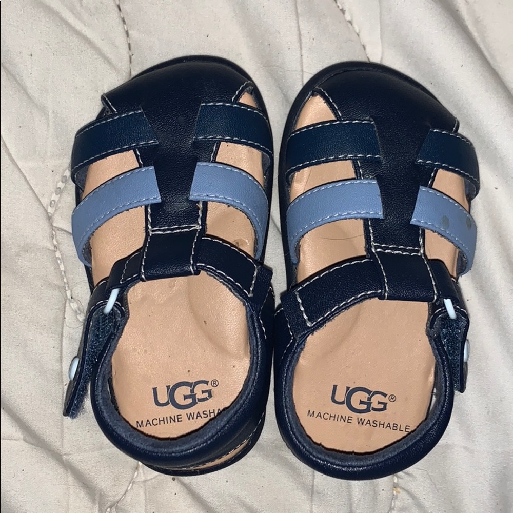 Baby boy ugg sandals